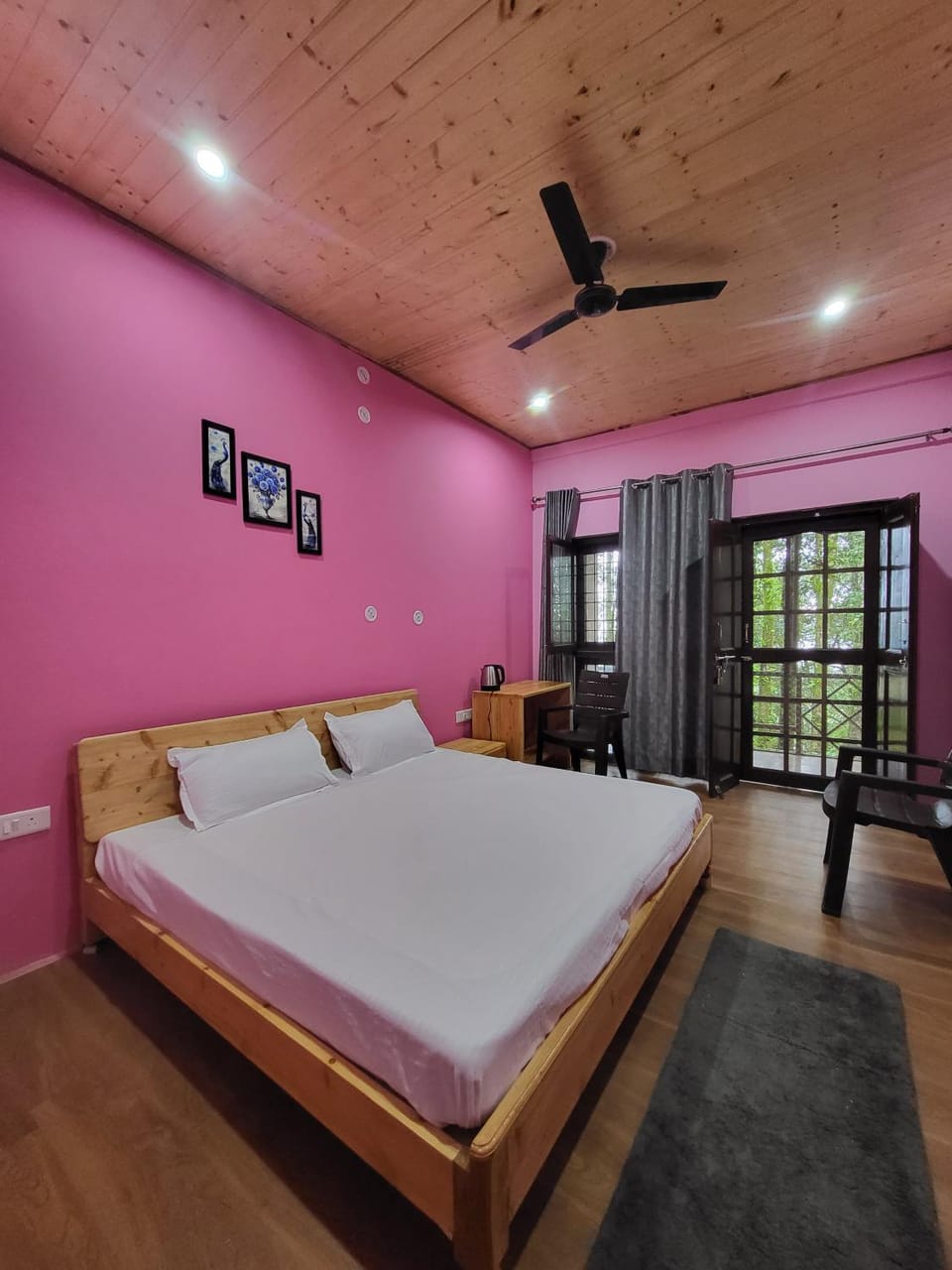 Bed, Bedroom