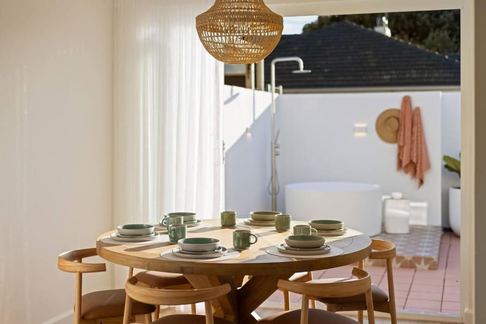 The Chester - 2BR Chic House with Outdoor Tub House in Adelaide