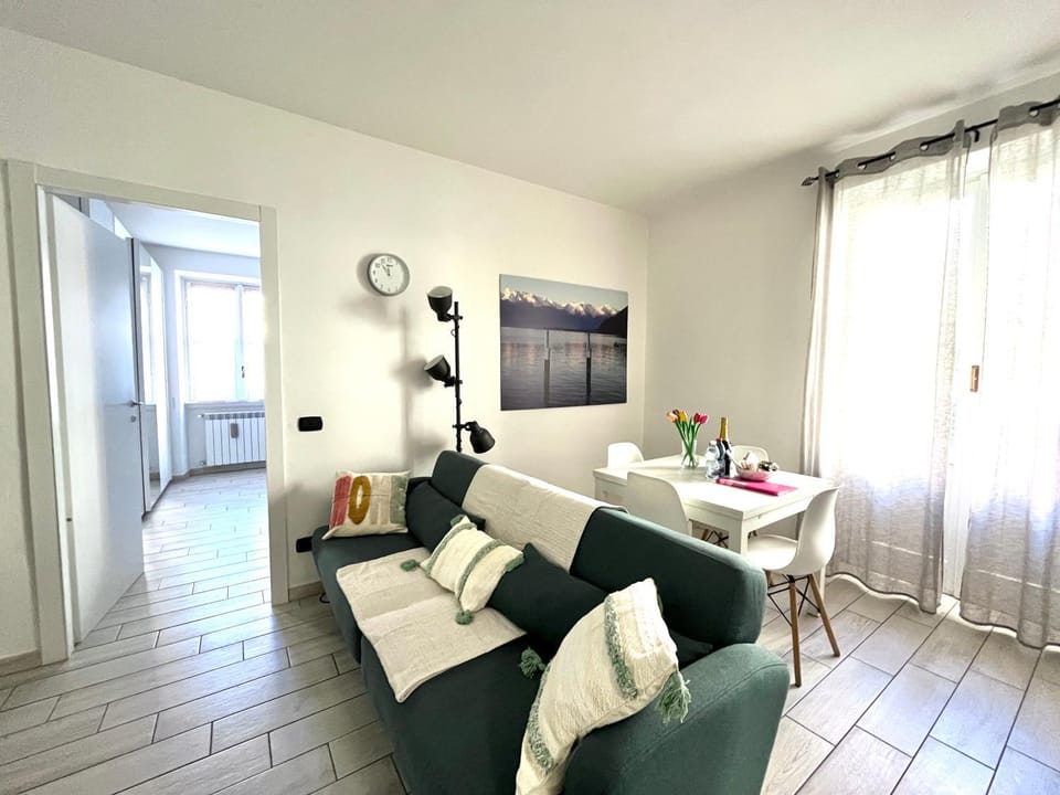 La Casa Gialla di Valentina Apartment in Bellano