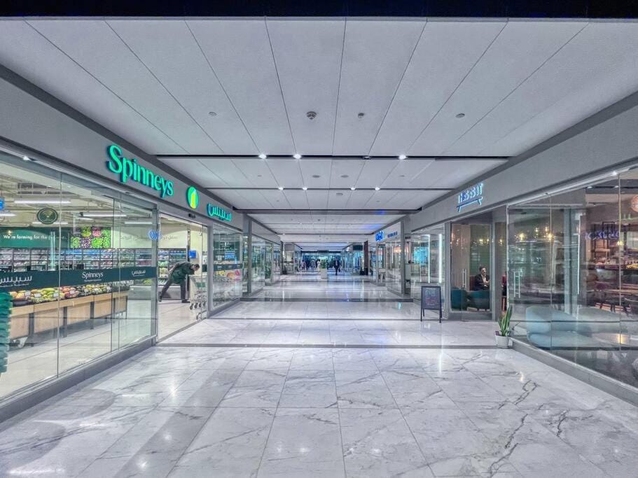 FIRST CLASS 1BR Luxurious DIFC Retreat Apartment in Dubai
