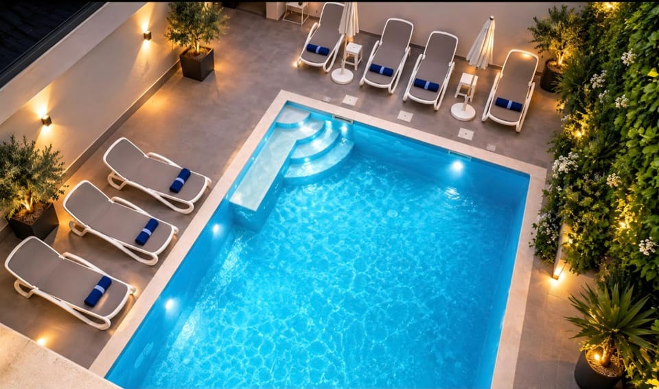 Pino luxury rooms and apartment Bed and Breakfast in Split