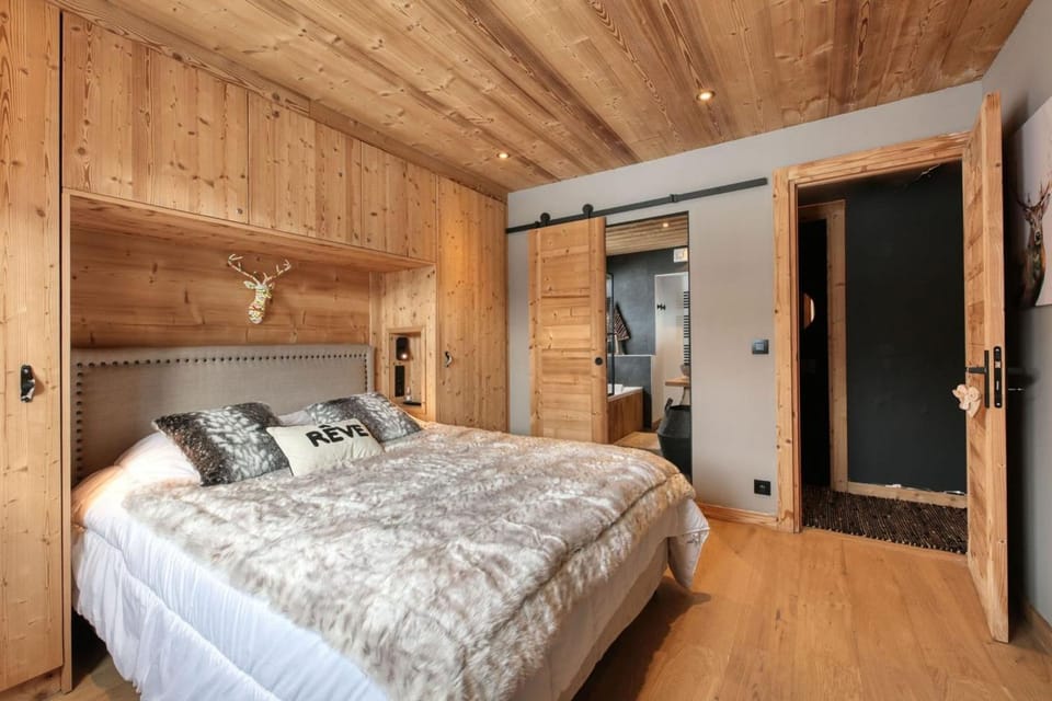 Cosy apartment with mountain view near village Apartment in Megève