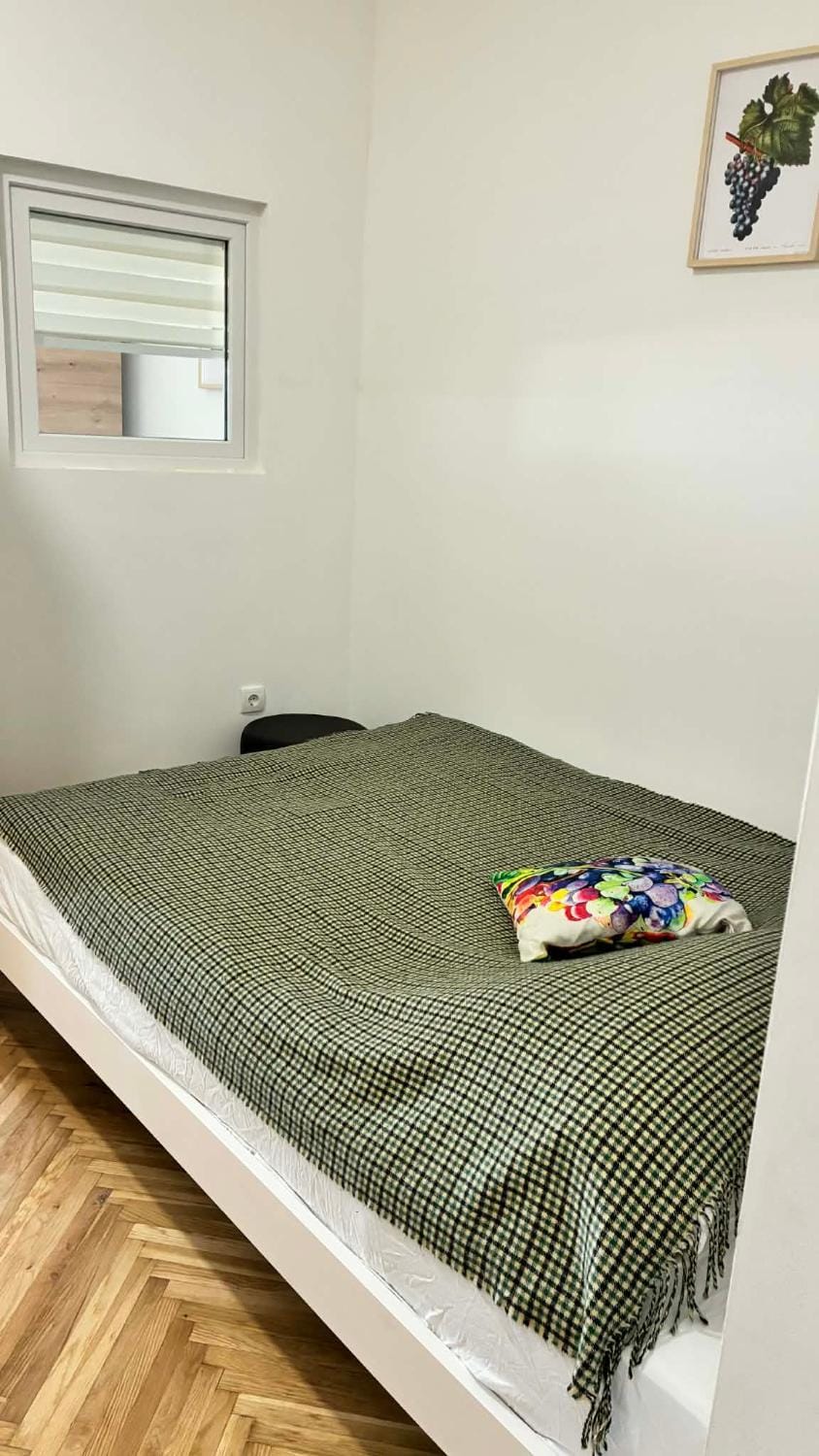 Под старой лозой Apartment hotel in Novi Sad