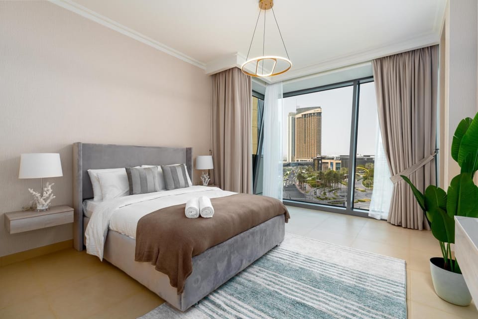 Bed, Bedroom, towels