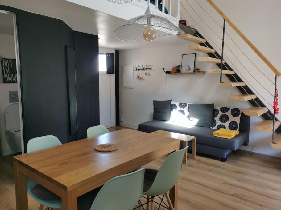 Maisonnette calme et ensoleillée, parking privé Apartment in Occitanie