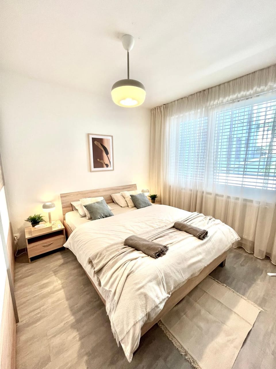 The Elite Suite downtown 2- Bedroom apt AC & garage parking Apartment in Bratislava