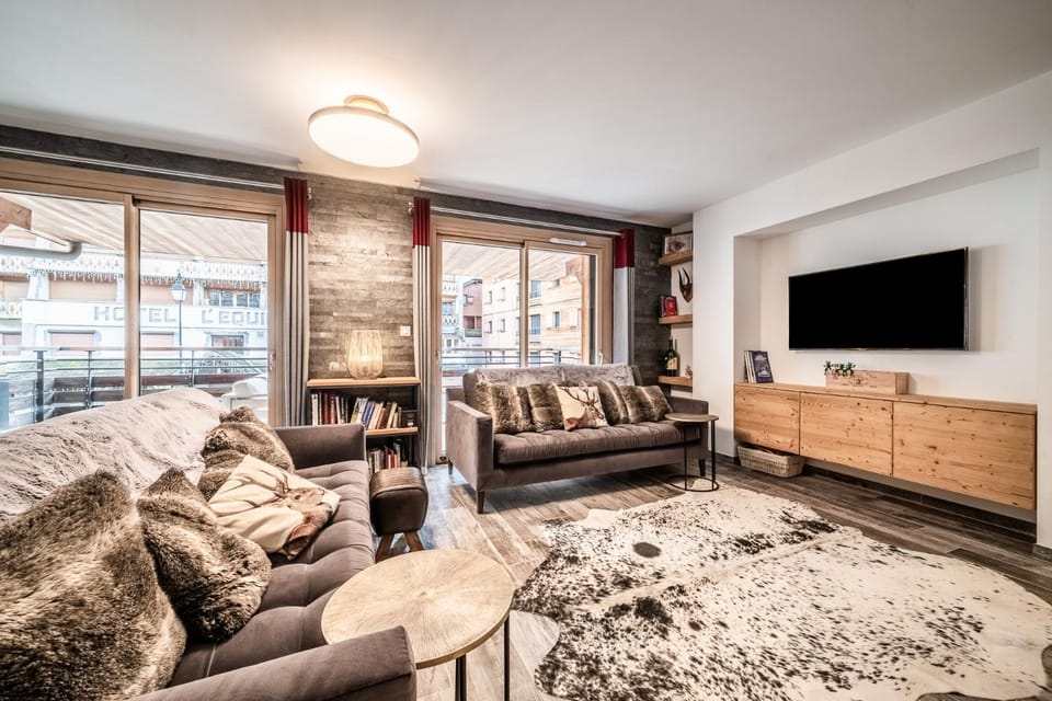 Communal lounge/ TV room, TV and multimedia, Living room