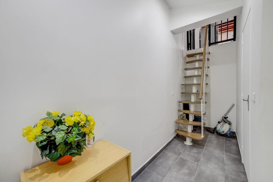 Montorgueil City Center Apartment in Paris
