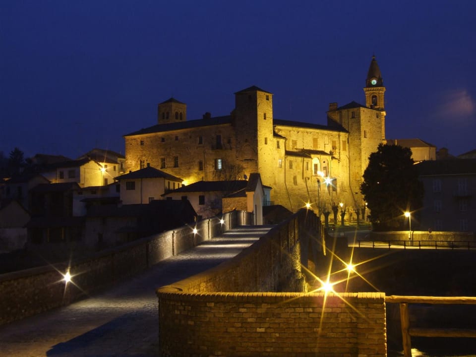 Il Grappolo In Langa Farm Stay in Piedmont