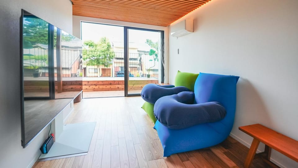 Game Room, TV and multimedia