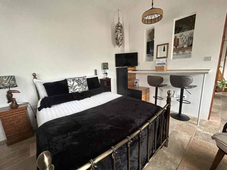 Bedroom, Breakfast, VIP