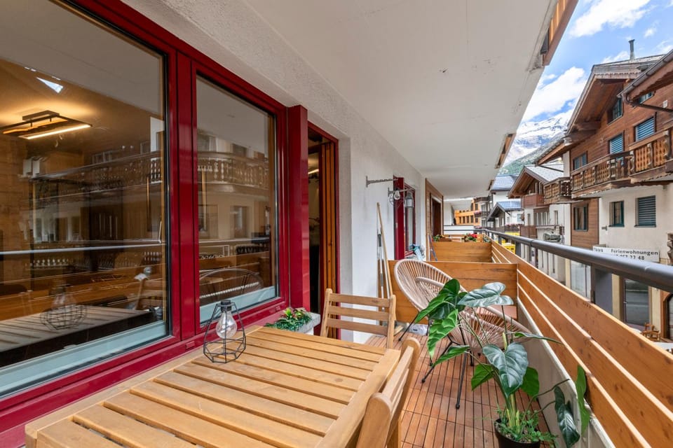 Day, View (from property/room), Balcony/Terrace, City view, Street view