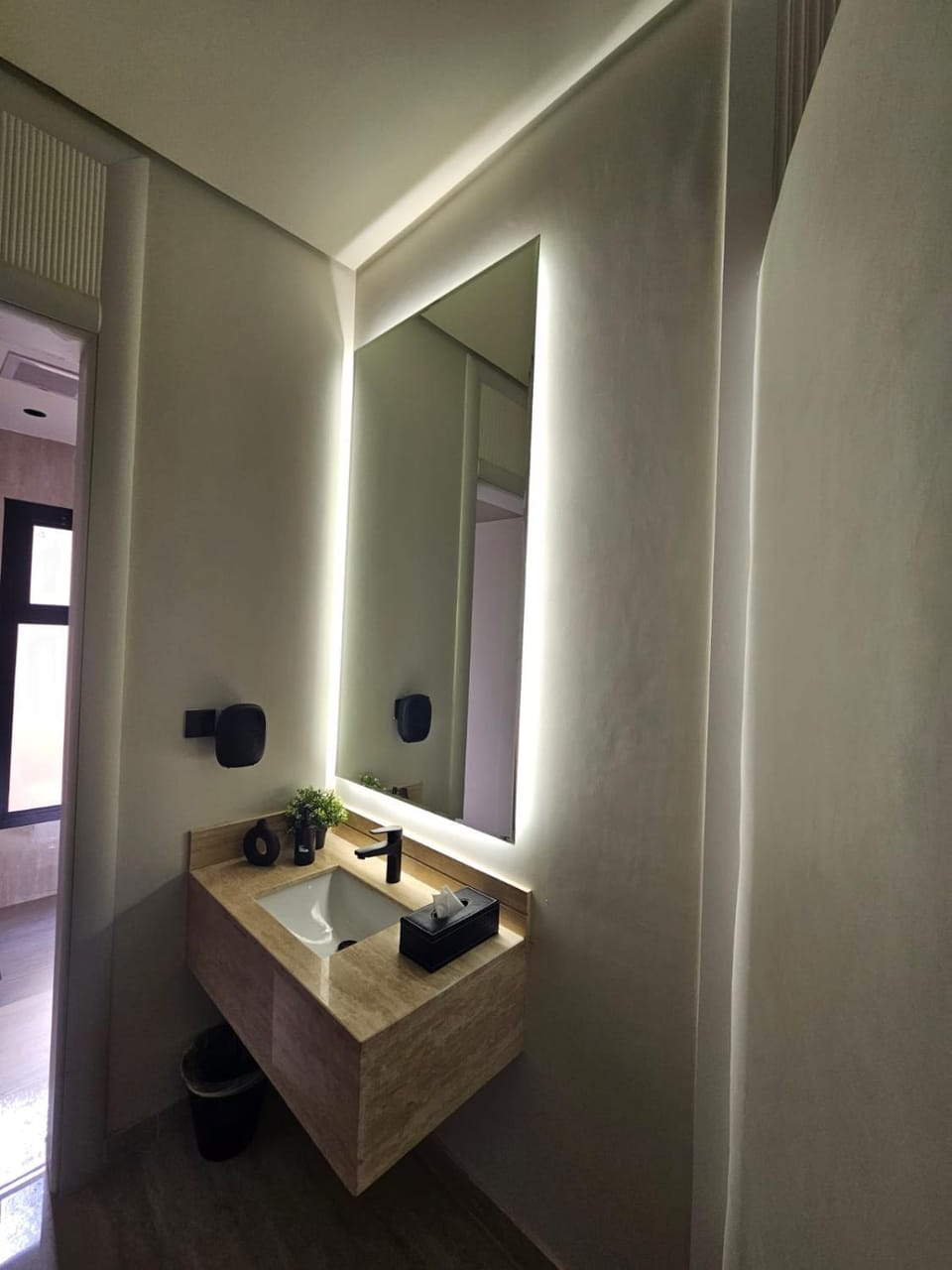 شقه فاخره بثلاث غرف نوم يمكن توسعتها لأربع غرف Apartment in Riyadh