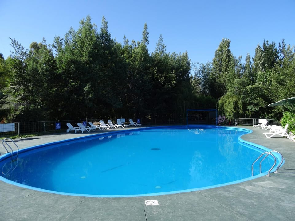 Swimming pool, Swimming pool