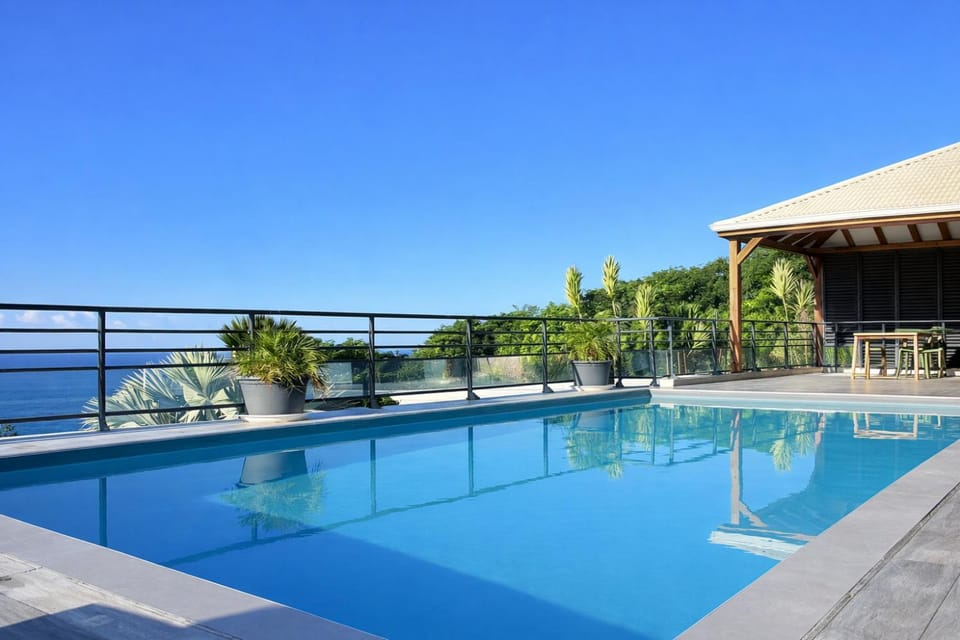 Sea view, Swimming pool