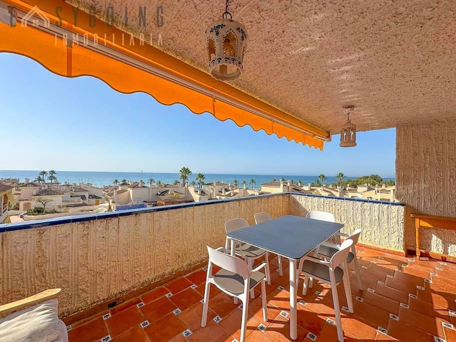 Balcony/Terrace, Dining area