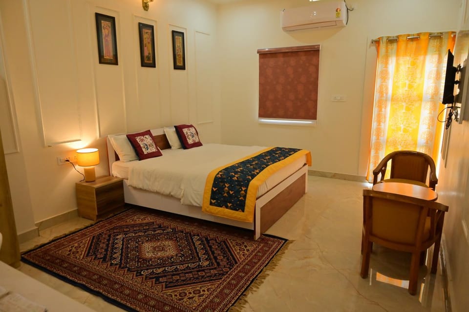Bed, Photo of the whole room, air conditioner