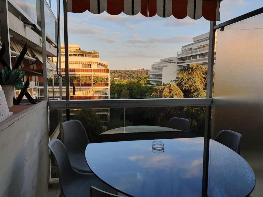 3P Mas de Tanit au calme avec piscine Apartment in Antibes