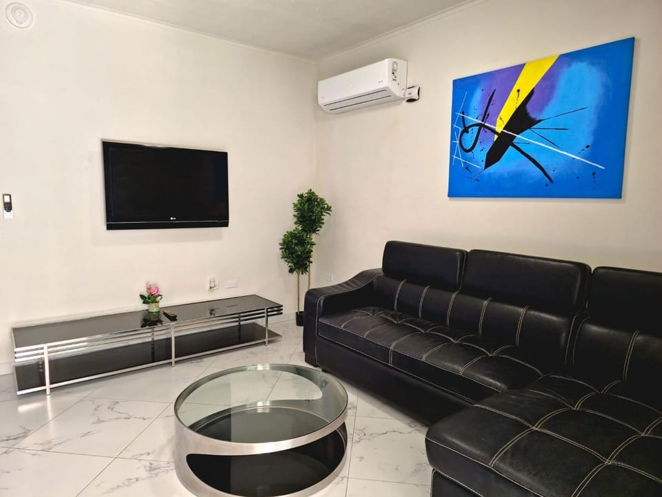 Perfect 1-bedroom-apartment 2 km from Eagle beach Apartment in Noord
