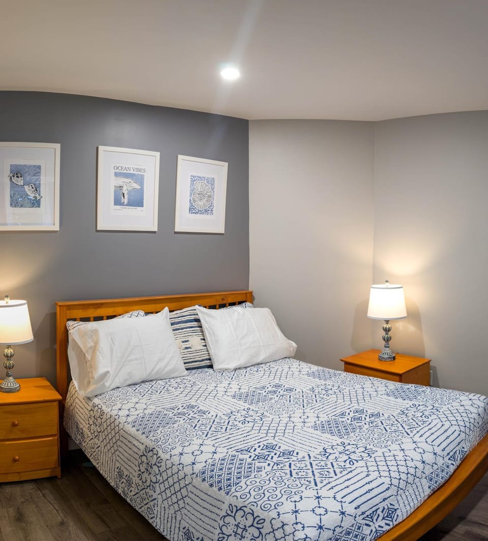 Newly Renovated Acadia Apartment Mple Street Apartment in Ellsworth