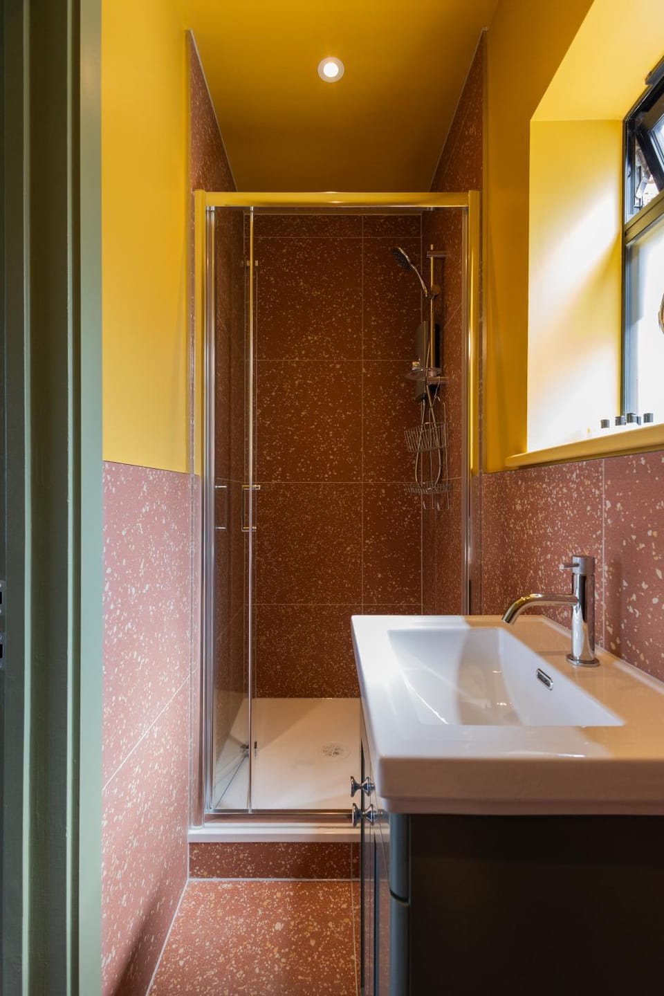 Lin Song House South London Garden Room Getaway Vacation rental in London