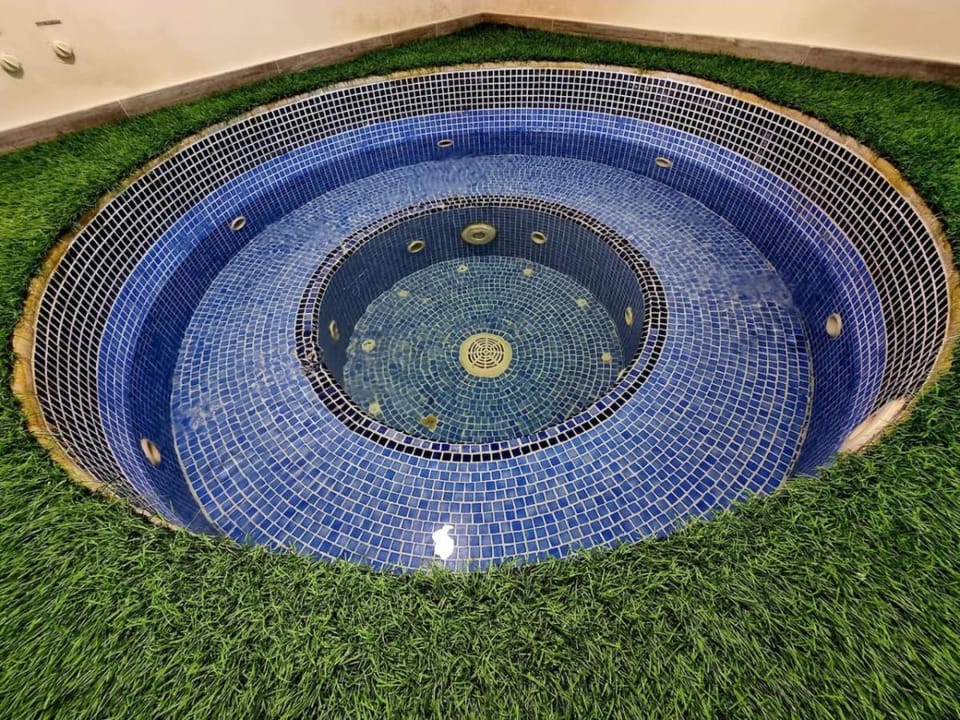 Aspire Tower # Elegant Classic 1Br with Pool and Gym Hotel in Manama