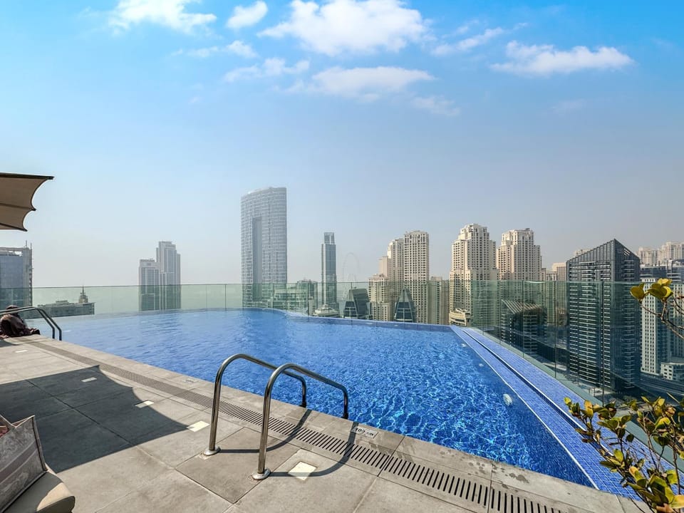 Luxurious Studio Marina View Condor Marina Star Apartment in Dubai