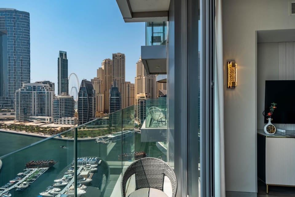 Luxurious Studio Marina View Condor Marina Star Apartment in Dubai