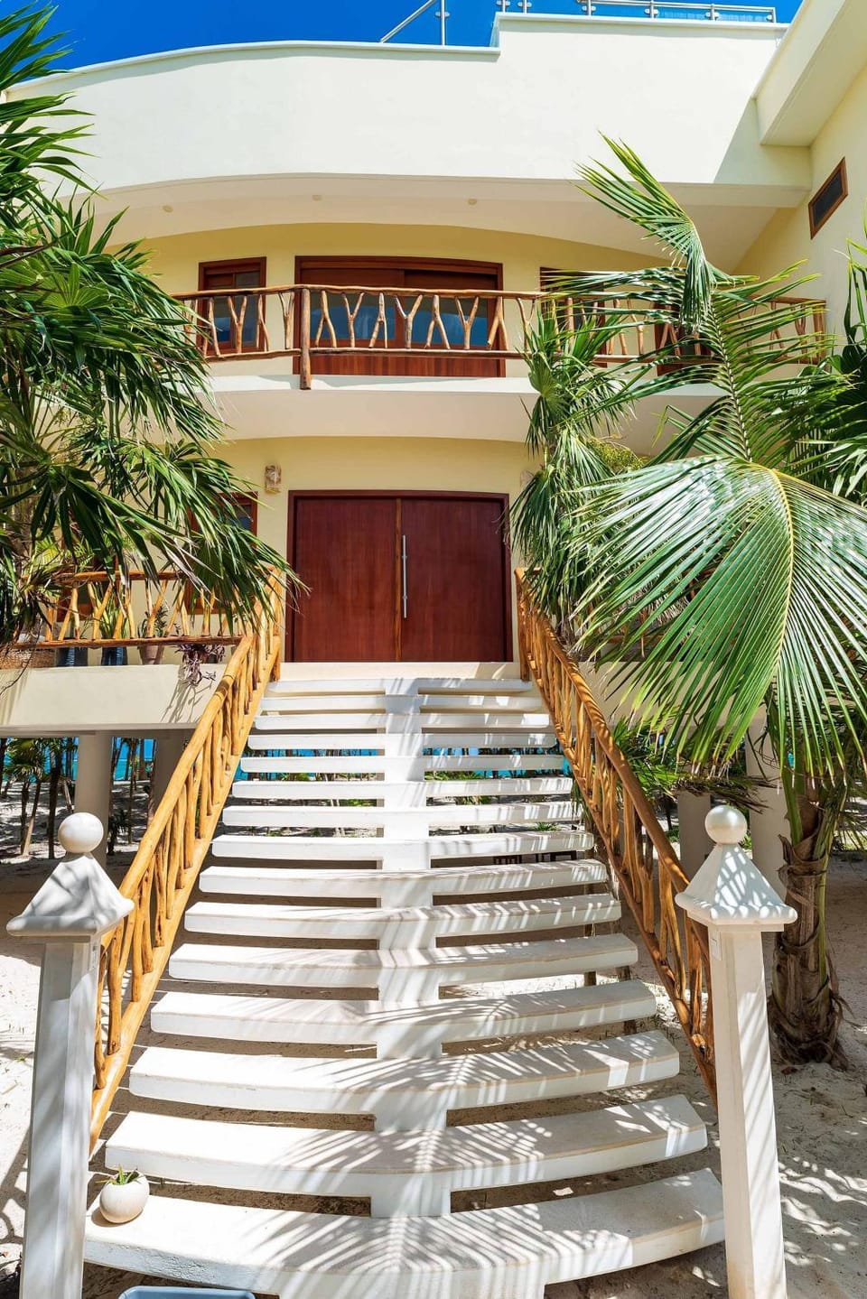 Facade/entrance, Off site, View (from property/room), Lobby or reception