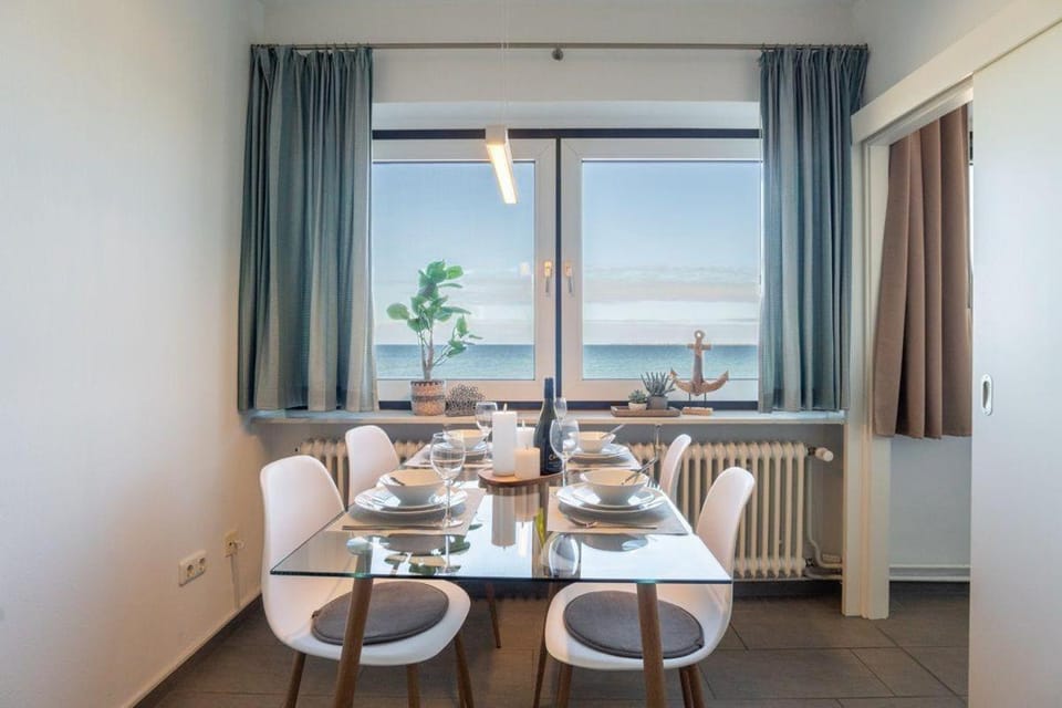 Strandhuus-ehem-Strandhotel-Wohnung-323-Blaue-Welle-Typ-II Apartment in Heiligenhafen