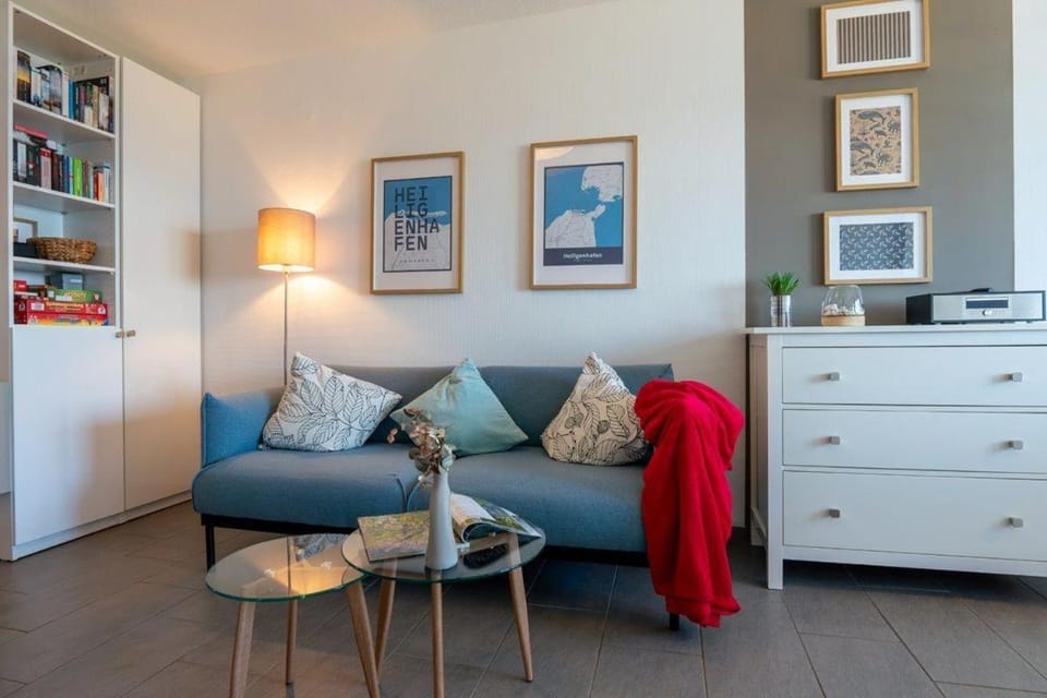 Strandhuus-ehem-Strandhotel-Wohnung-323-Blaue-Welle-Typ-II Apartment in Heiligenhafen