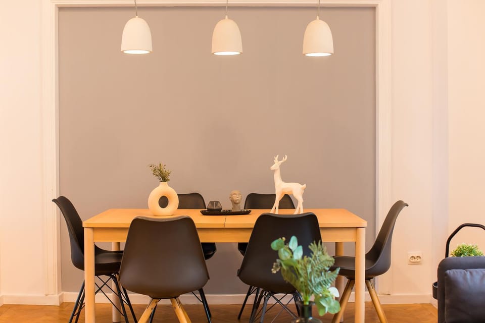 Living room, Seating area, Dining area
