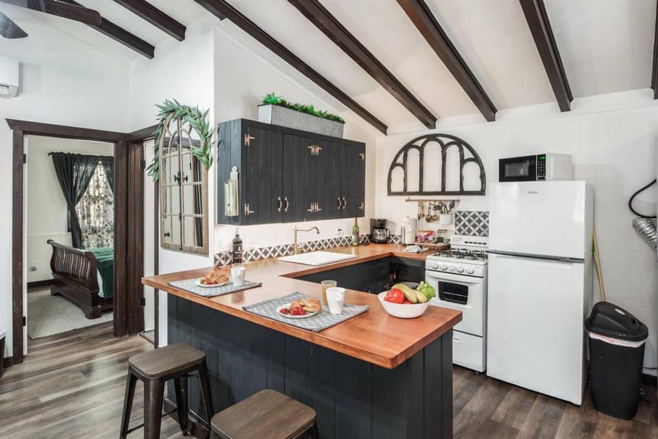 The Salty Fox-modern Vintage Cabin Cabin in Ruidoso