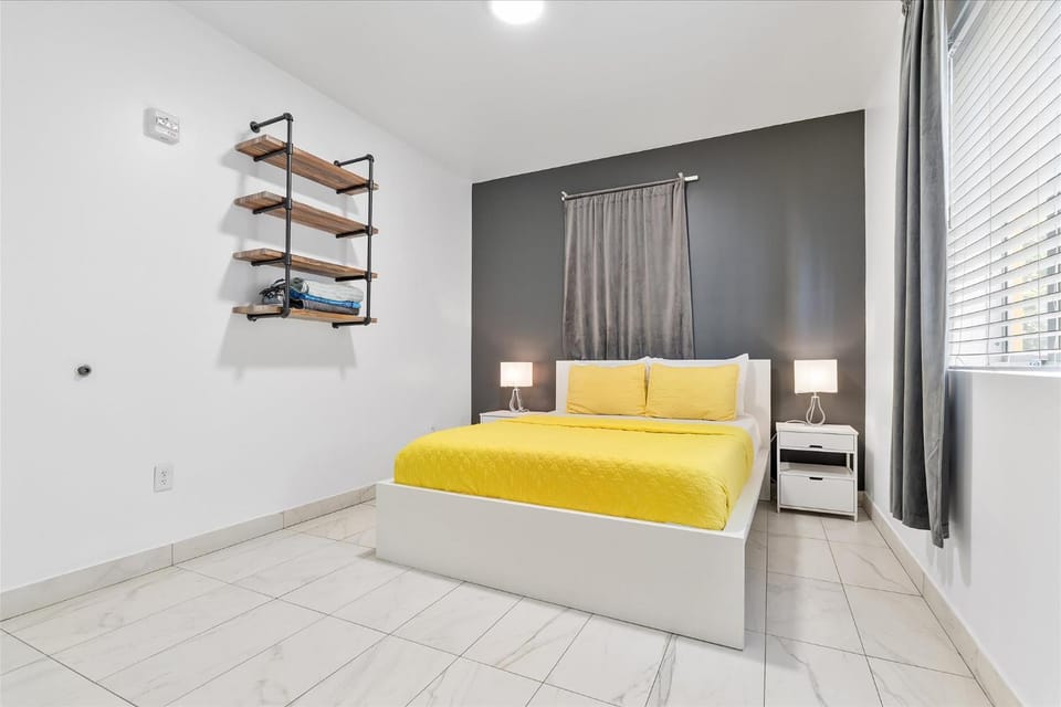 3 Bedroom 3 Bathroom Miami Beach Apartment Apartment in Miami Beach