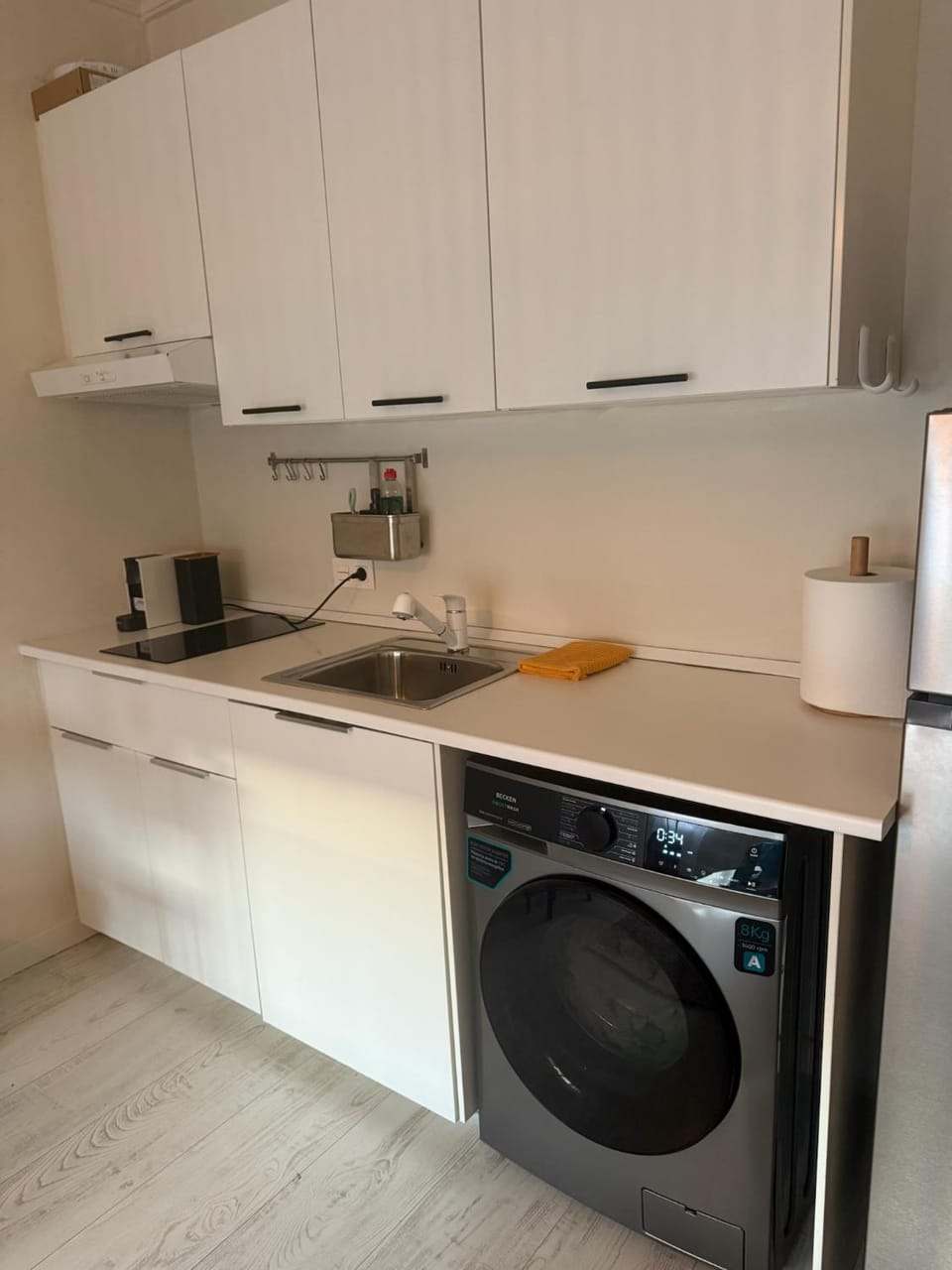 Coffee/tea facilities, Kitchen or kitchenette, washing machine, kitchen