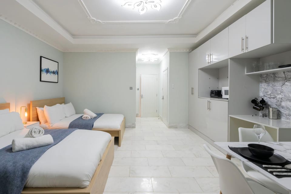 Kitchen or kitchenette, Photo of the whole room, Bedroom