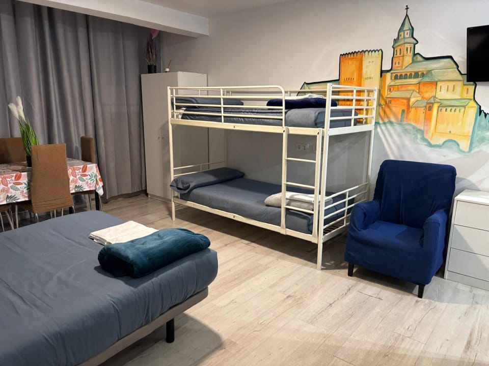 Bed, Living room, Bedroom, bunk bed