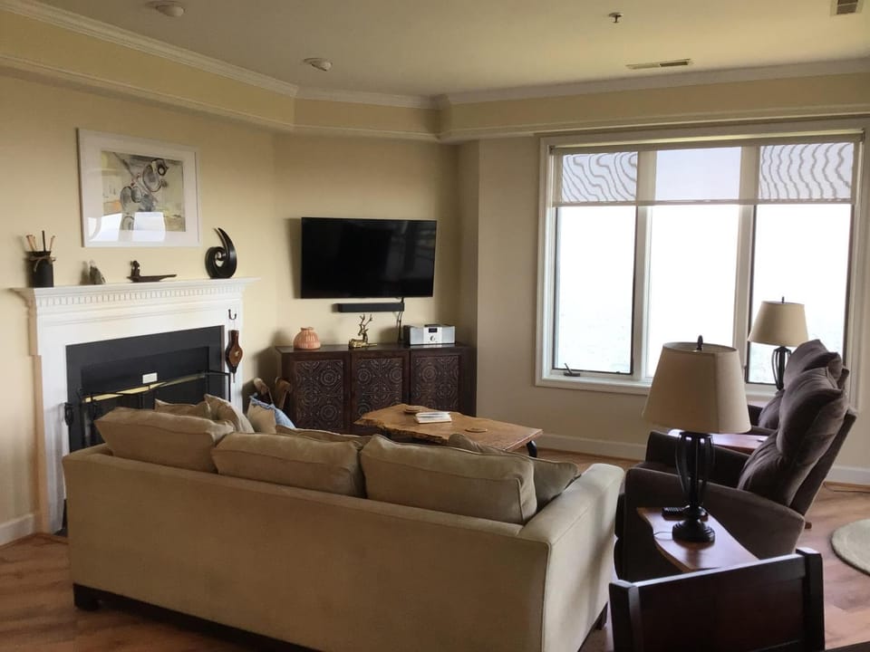 Highridge Place 43 with Wintergreen Advantage House in Nelson County