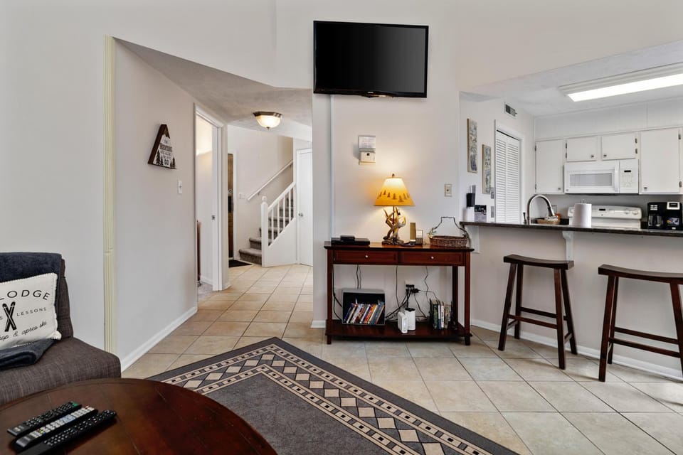 Three Ridges 59 with Wintergreen Advantage House in Massies Mill
