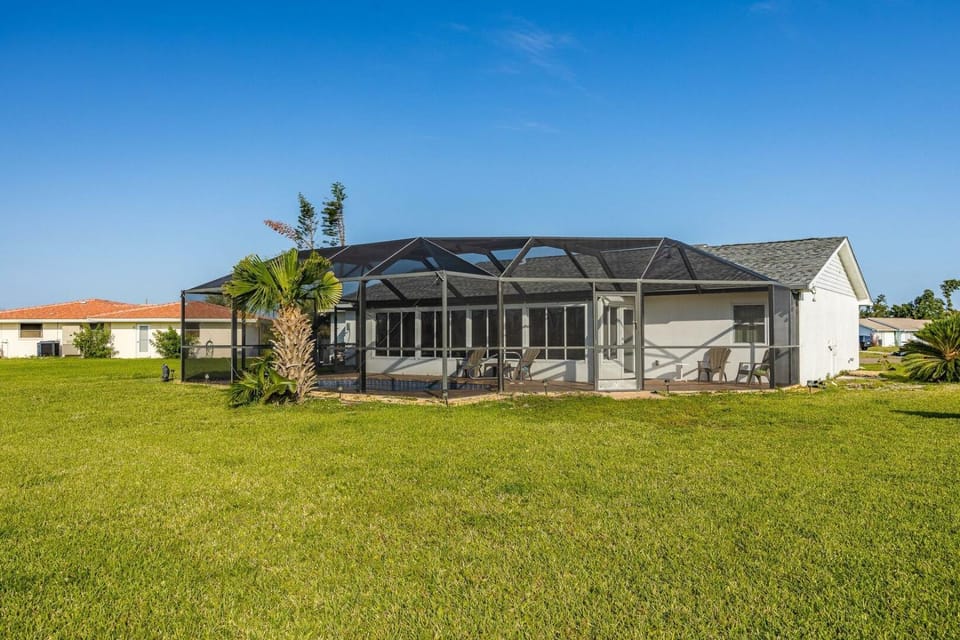 Hutt Haven House in Port Charlotte