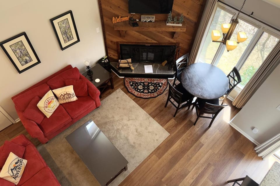 Laurelwood 95 with Wintergreen Advantage House in Massies Mill