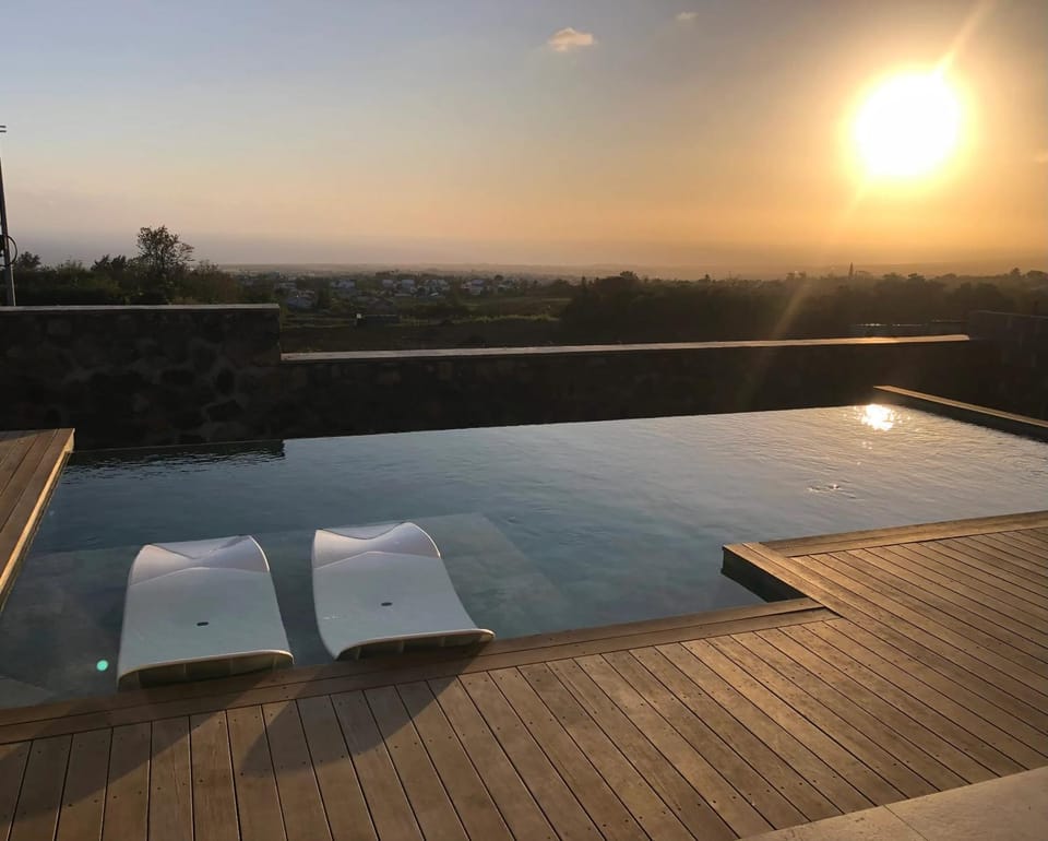 Villa spacieuse avec piscine à Saint-Pierre Villa in Réunion