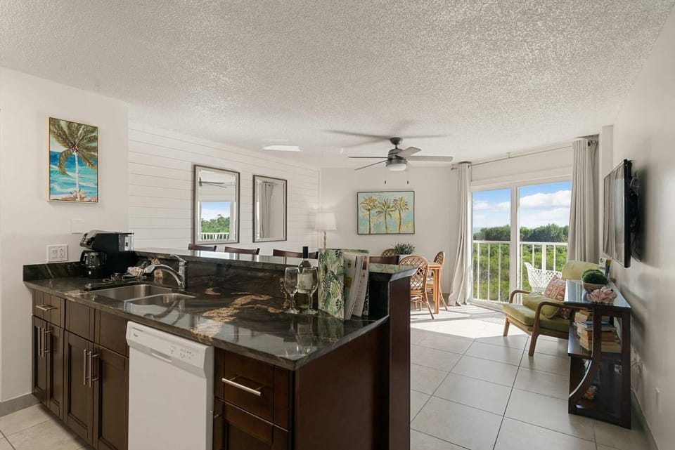 Modern and Coastal Ocean Pointe 2307 House in Tavernier