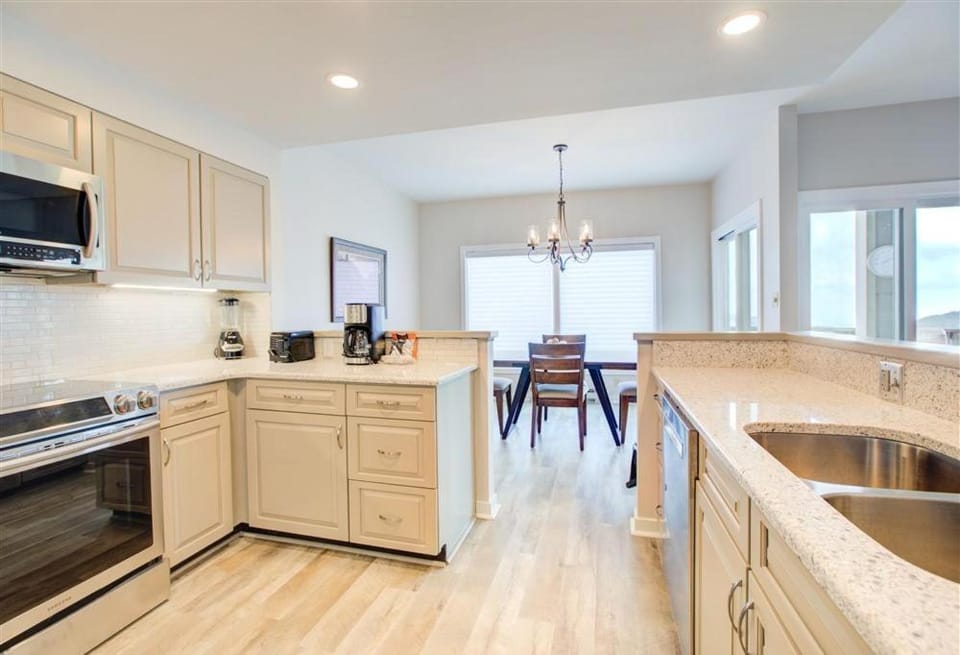 Overlook 26 with Wintergreen Advantage House in Nelson County