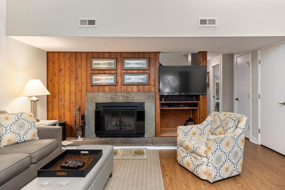 Three Ridges 15 with Wintergreen Advantage House in Massies Mill