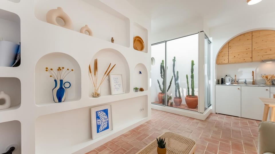 Kitchen or kitchenette, Living room