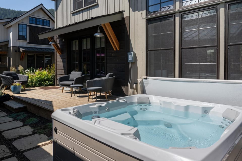 Academy Place | Bluebell House in Crested Butte