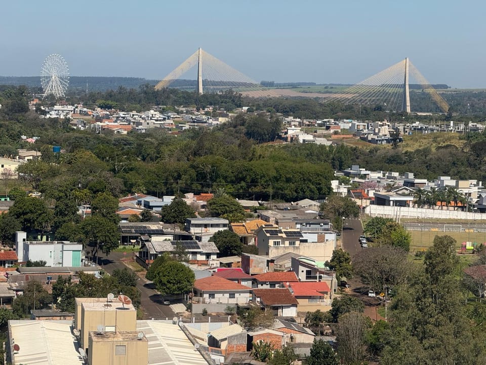 Apto climatizado com 2 dormitórios em Foz de Iguaçu no centro próximo às Cataratas do Iguaçu Apartment in Foz do Iguaçu
