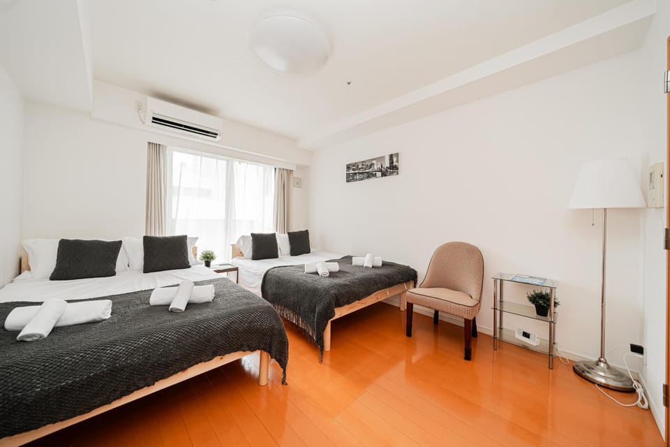 Shinjuku luxury Apart ment 2 minutes from Higashi-Shinjuku Apartment hotel in Shinjuku
