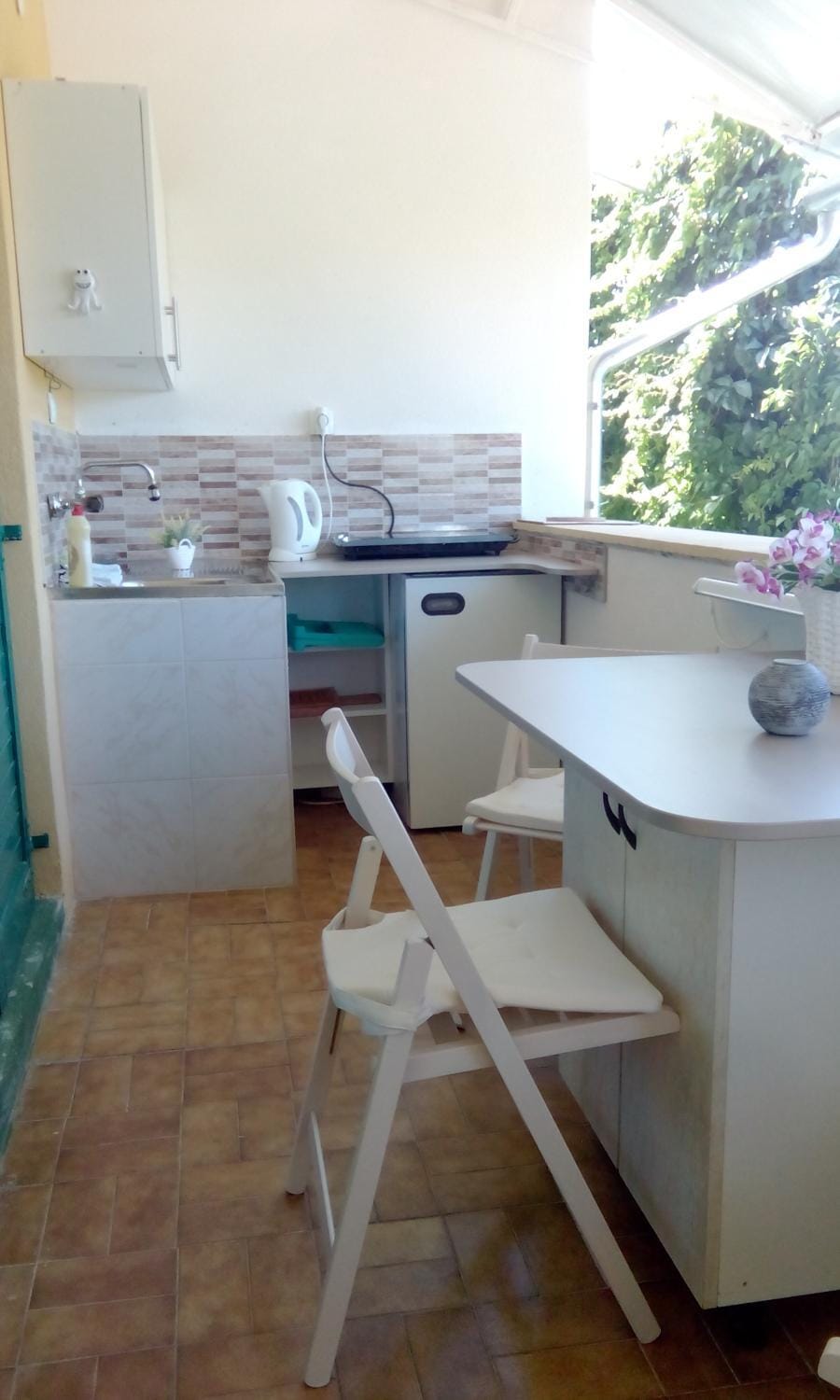 Kitchen or kitchenette